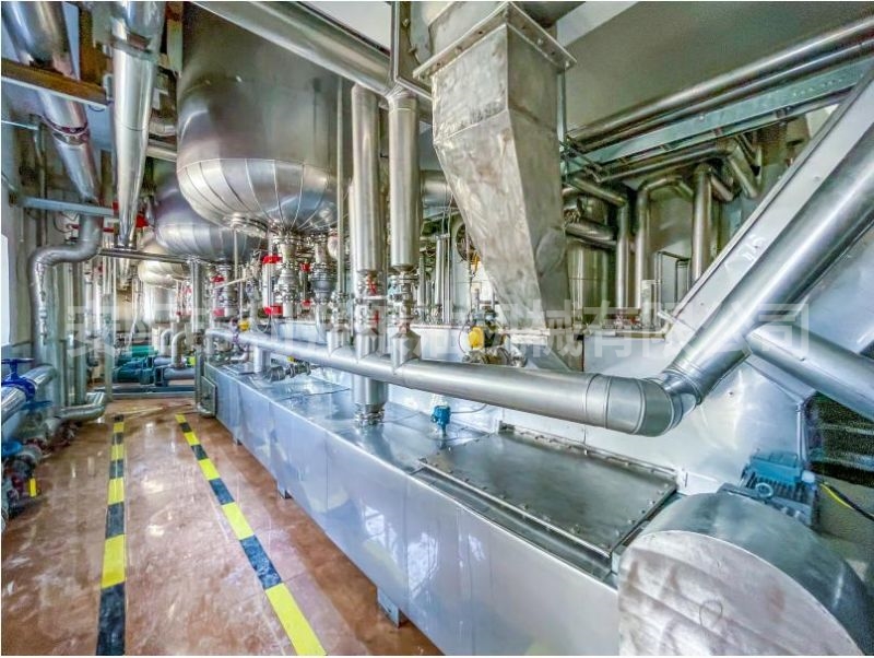 自動(dòng)化動(dòng)物油熬煉車間